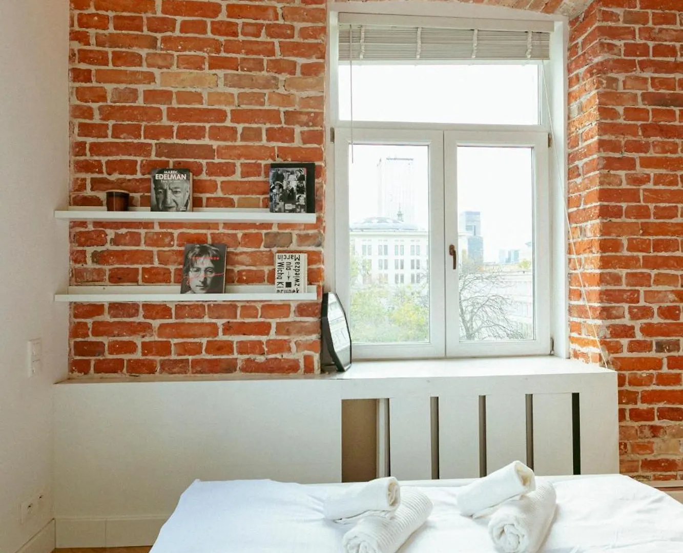 شقة Wspolna 54A - Free Parking - Apartament Dla 6 Osob - 450 Metrow Od Dworca Centralnego I Zlotych Tarasow - Better Rental وارسو