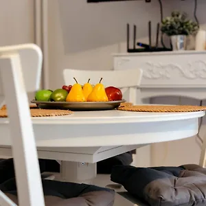  Apartment Wilcza 3g - 260m Od Ambasady Usa, 1km Od Dworca Centralnego